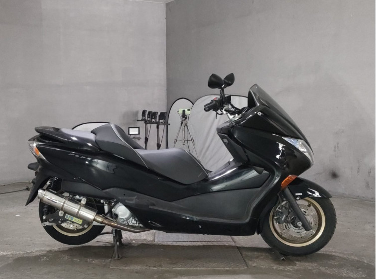 Мотоцикл Honda FORZA Z з пробігом 3915 km