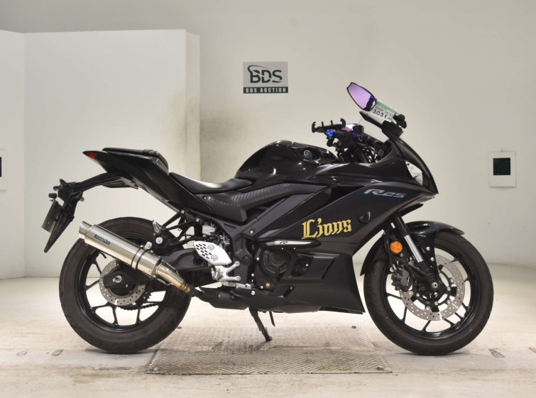 Мотоцикл Yamaha YZF-R25A з пробігом 8534 km