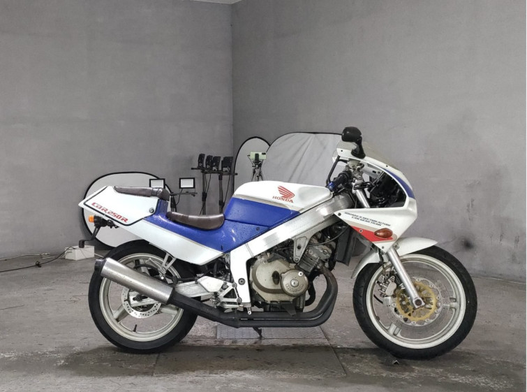 Мотоцикл Honda CBR250R с пробегом 29827 km