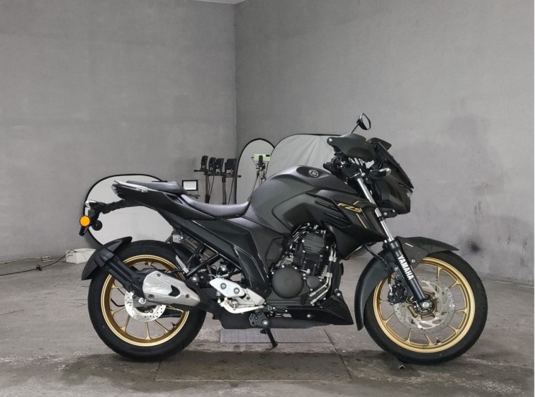 Мотоцикл Yamaha FZS25 с пробегом 4634 km