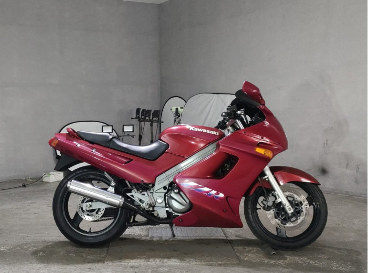 Мотоцикл Kawasaki ZZ-R250 с пробегом 8767 km