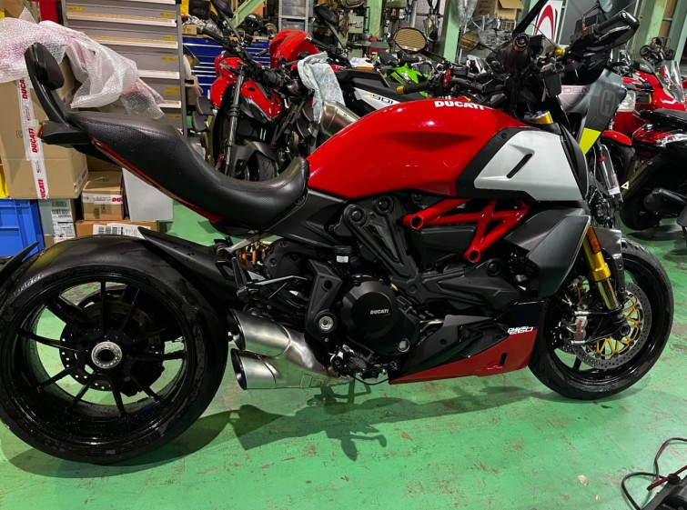 Мотоцикл Ducati DIAVEL с пробегом 42680 km