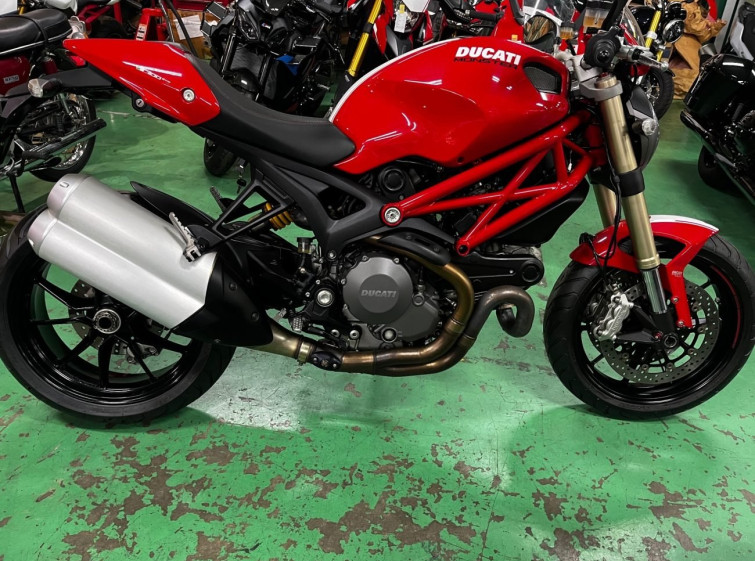 Мотоцикл Ducati MONSTER 1100 EVO с пробегом 12449 km