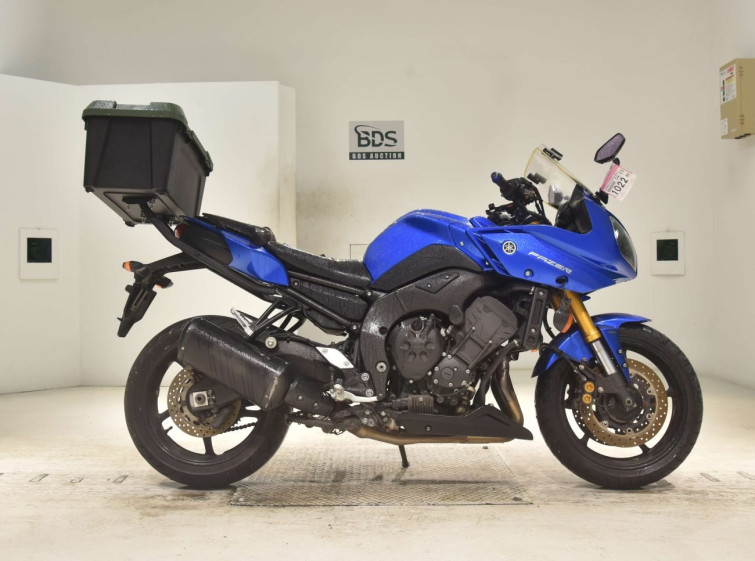 Мотоцикл Yamaha FZ8-S