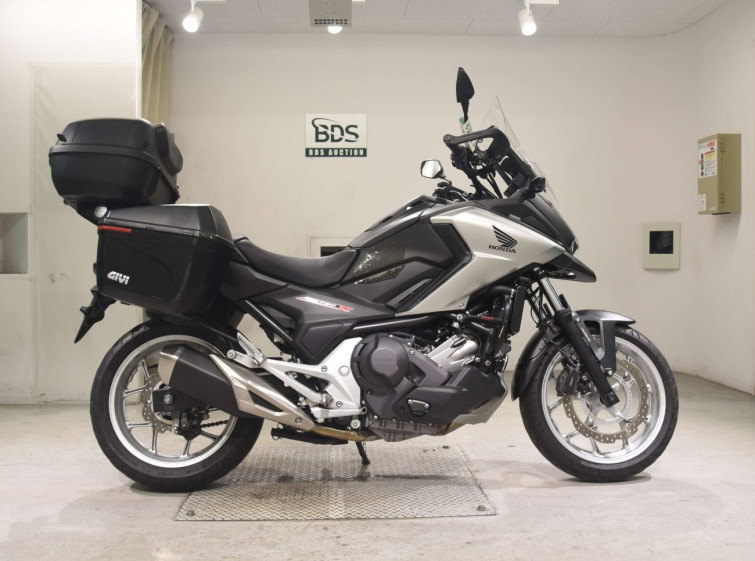 Мотоцикл Honda NC700XLD с пробегом 26126 km