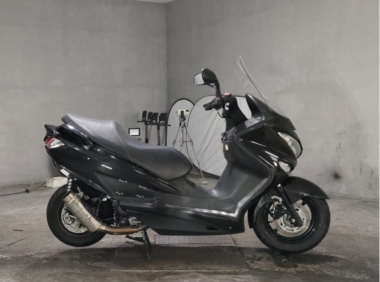 Мотоцикл Suzuki BURGMAN200 з пробігом 26244 km