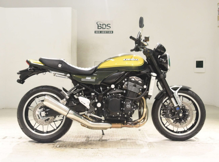 Мотоцикл Kawasaki Z900RS с пробегом 8337 km