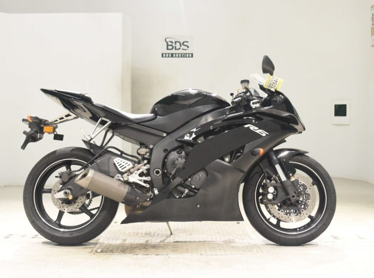 Мотоцикл Yamaha YZF-R6 с пробегом 32023 km