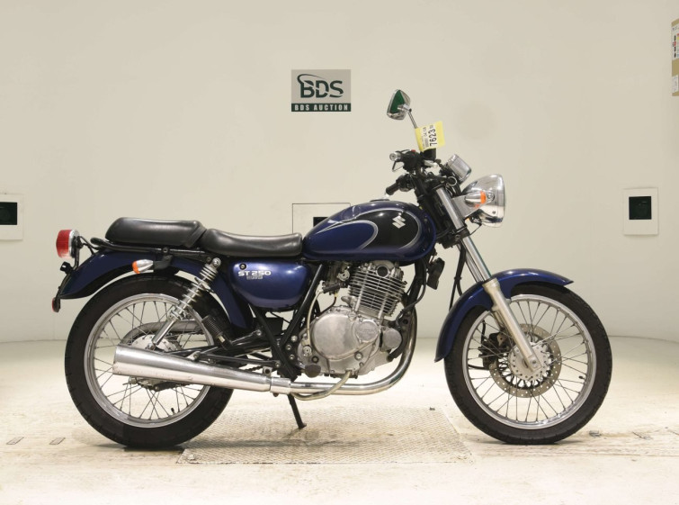 Мотоцикл Suzuki ST250E з пробігом 20675 km