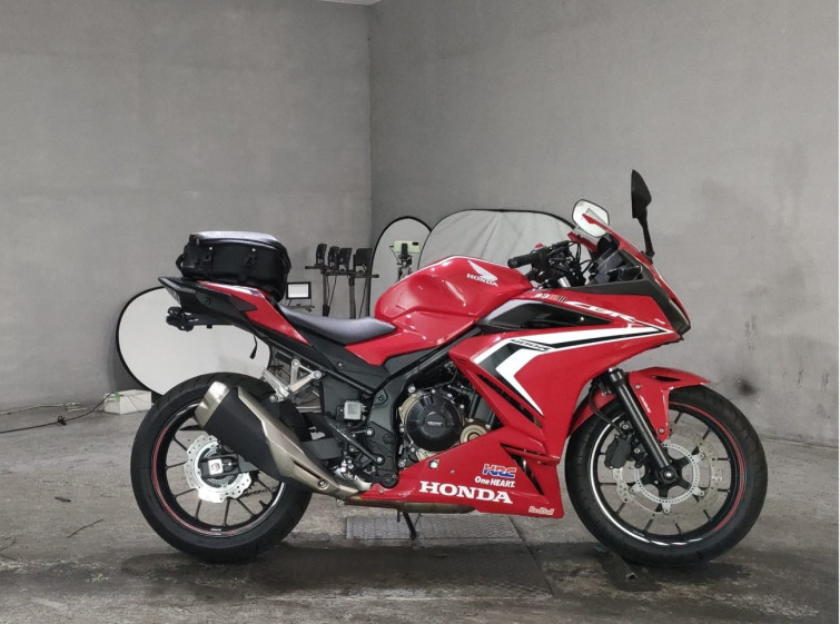 Мотоцикл Honda CBR400R с пробегом 15876 km
