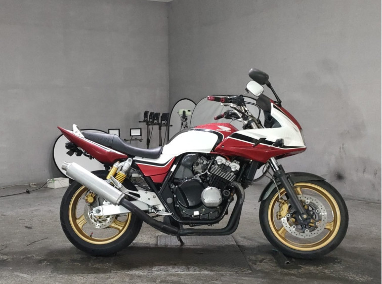 Мотоцикл Honda CB400 SUPER BOL D’OR с пробегом 45371 km