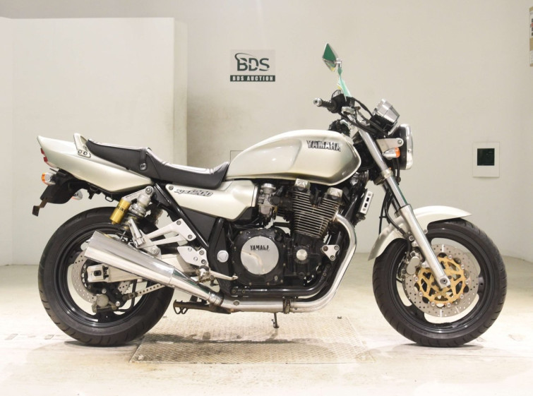 Мотоцикл Yamaha XJR1200 з пробігом 23544 km