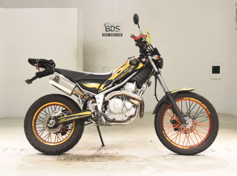 Мотоцикл Yamaha TRICKER з пробігом 10371 km