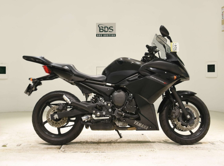 Мотоцикл Yamaha XJ6 DIVERSION F з пробігом 26155 km