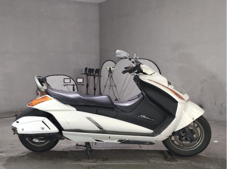 Мотоцикл Suzuki GEMMA250 с пробегом 35847 km