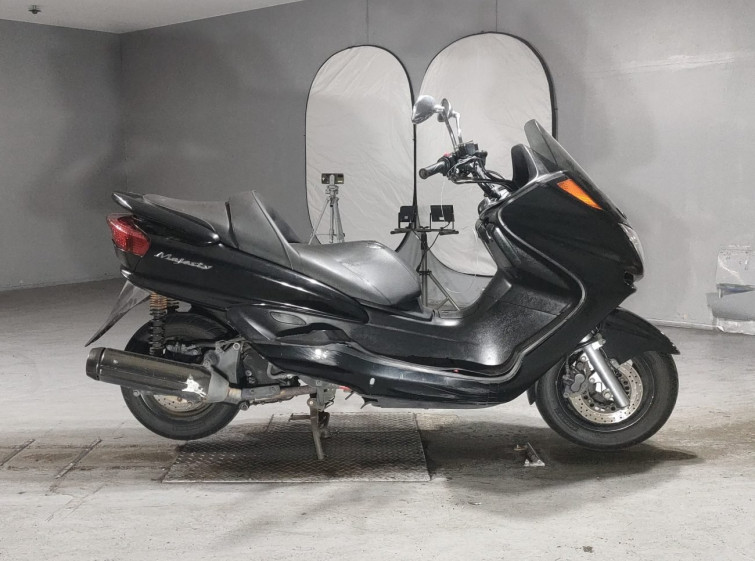 Мотоцикл Yamaha MAJESTY 250 с пробегом 52779 km