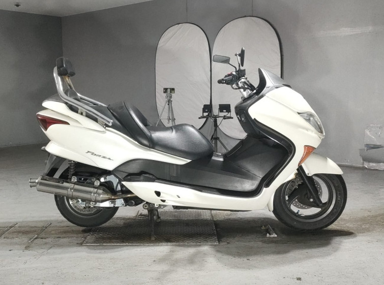 Мотоцикл Honda FORZA Z з пробігом 30745 km