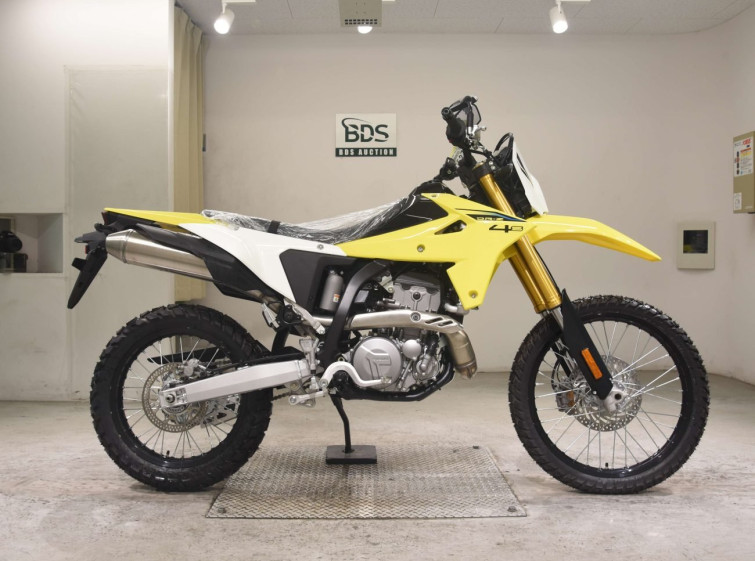 Мотоцикл Suzuki DR-Z4SM