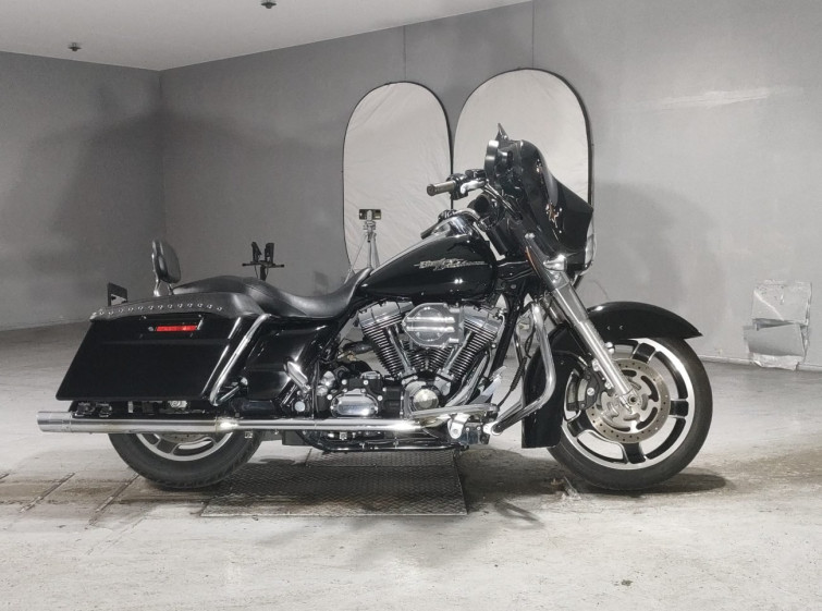 Мотоцикл HD SREET GLIDE FLHX1580 з пробігом 32981 km