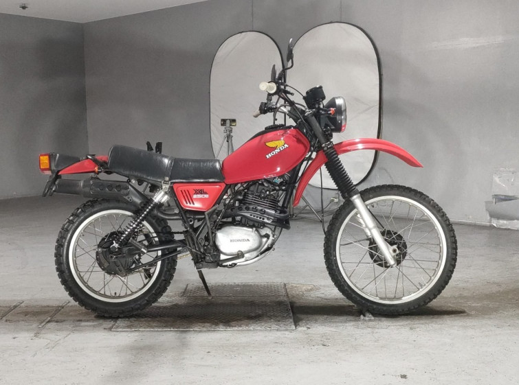 Мотоцикл Honda XL250S з пробігом 1756 km