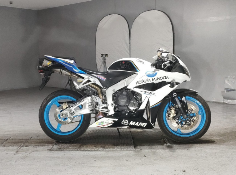 Мотоцикл Honda CBR600RR з пробігом 15126 km