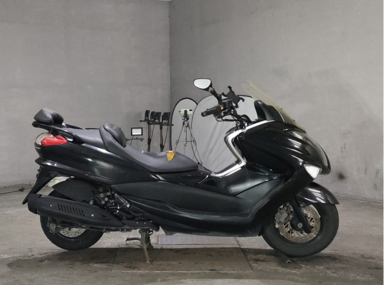 Мотоцикл Yamaha MAJESTY 250 с пробегом 41430 km