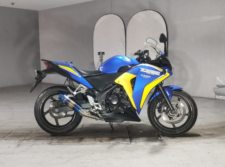 Мотоцикл Honda CBR250R з пробігом 75766 km