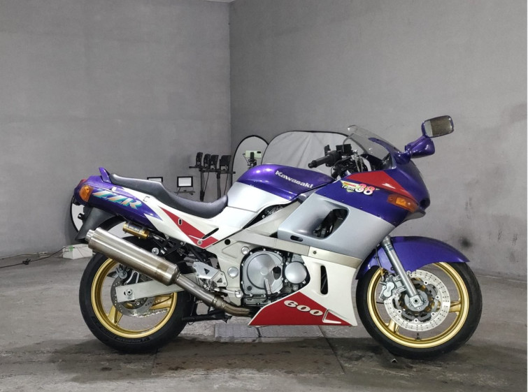 Мотоцикл Kawasaki ZZ-R600 з пробігом 33647 km