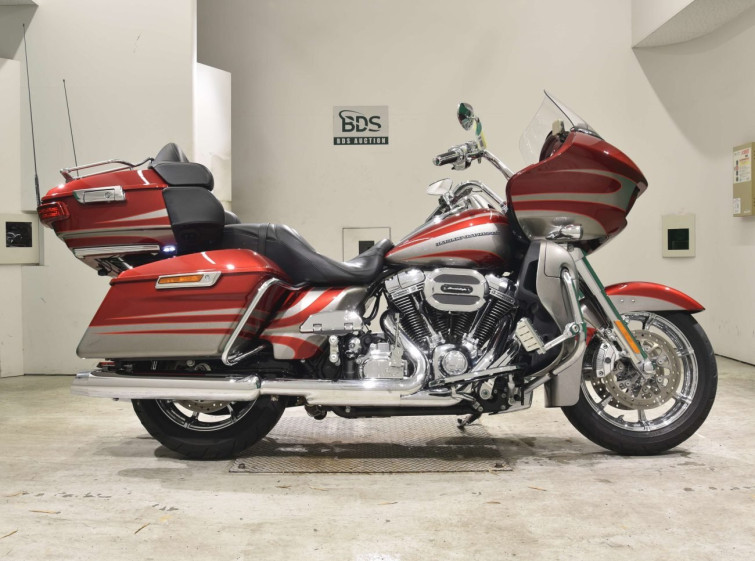 Мотоцикл HD ROAD GLIDE FLTRUSE1800 с пробегом 7619 km