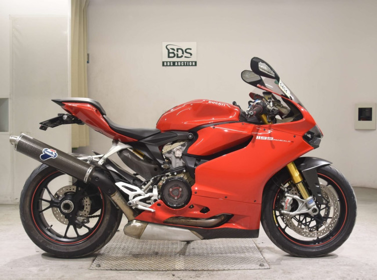 Мотоцикл Ducati 1199 PANIGALE S с пробегом 10143 km