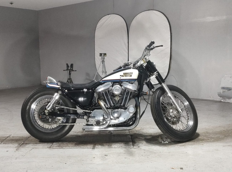 Мотоцикл HD SPORTSTER XLH883 з пробігом 13172 km