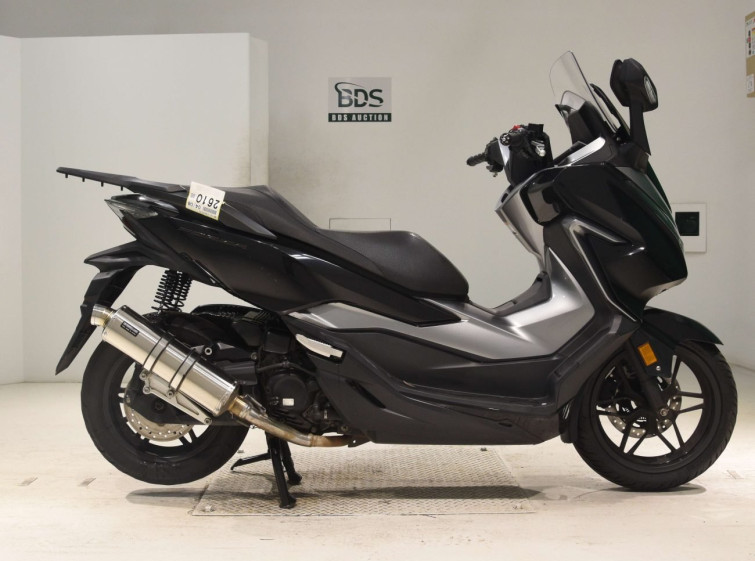 Мотоцикл Honda FORZA с пробегом 83986 km