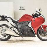 Мотоцикл Honda VFR1200F с пробегом 23760 km
