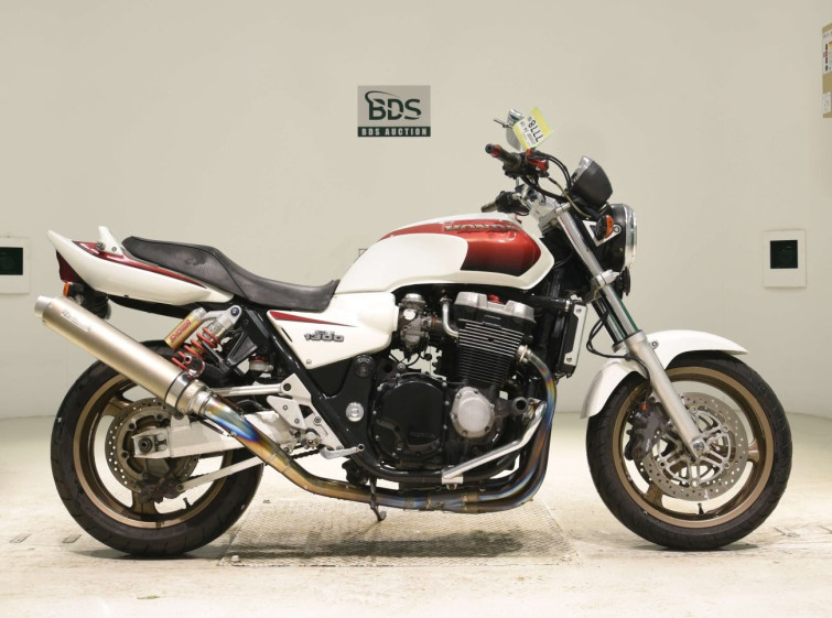 Мотоцикл Honda CB1300SF з пробігом 61236 km