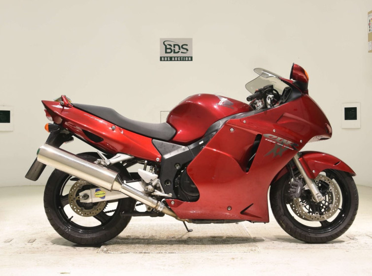 Мотоцикл Honda CBR1100XX BLACKBIRD з пробігом 19228 km