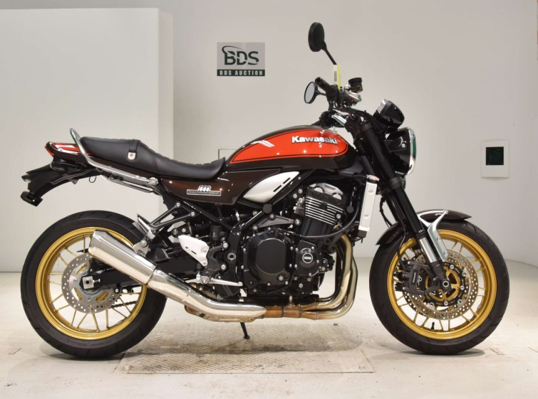 Мотоцикл Kawasaki Z900RS с пробегом 8199 km