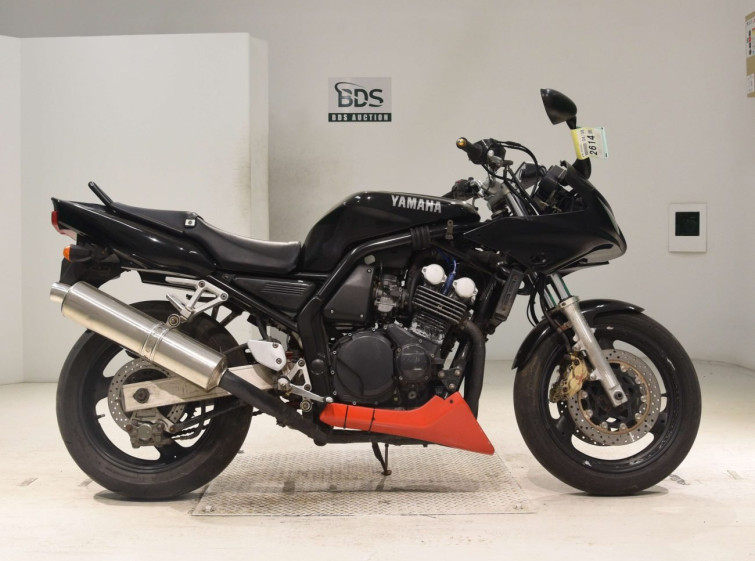 Мотоцикл Yamaha FZ400 с пробегом 41375 km