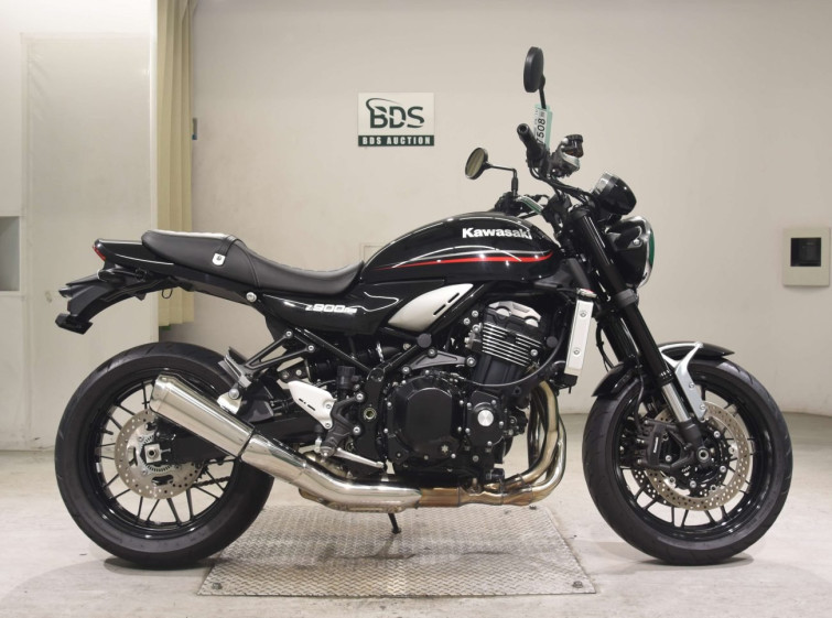 Мотоцикл Kawasaki Z900RS с пробегом 5308 km