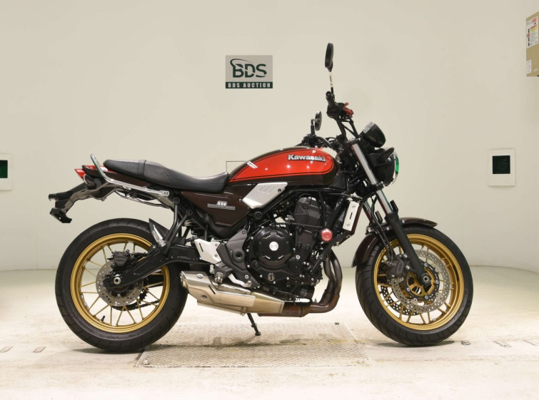 Мотоцикл Kawasaki Z650RS 50TH с пробегом 19748 km