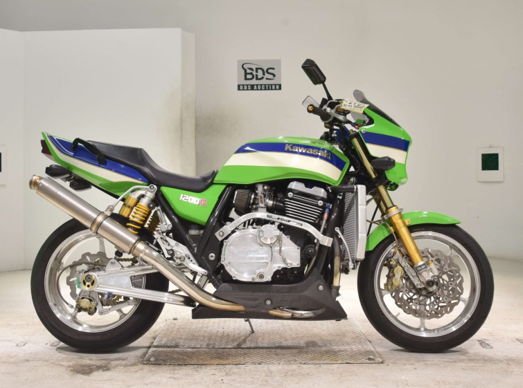 Мотоцикл Kawasaki ZRX1100 с пробегом 40807 km