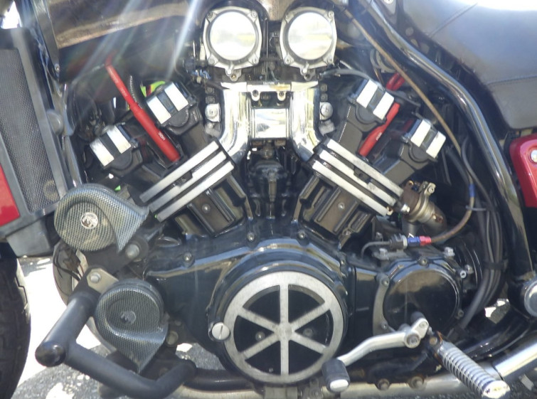 Мотоцикл Yamaha V-MAX1200 с пробегом 70935 km