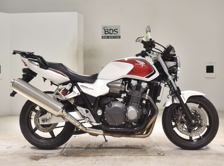 Мотоцикл Honda CB1300SF з пробігом 38181 km