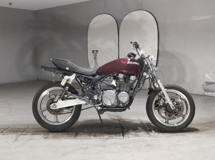 Мотоцикл Kawasaki ZEPHYR400