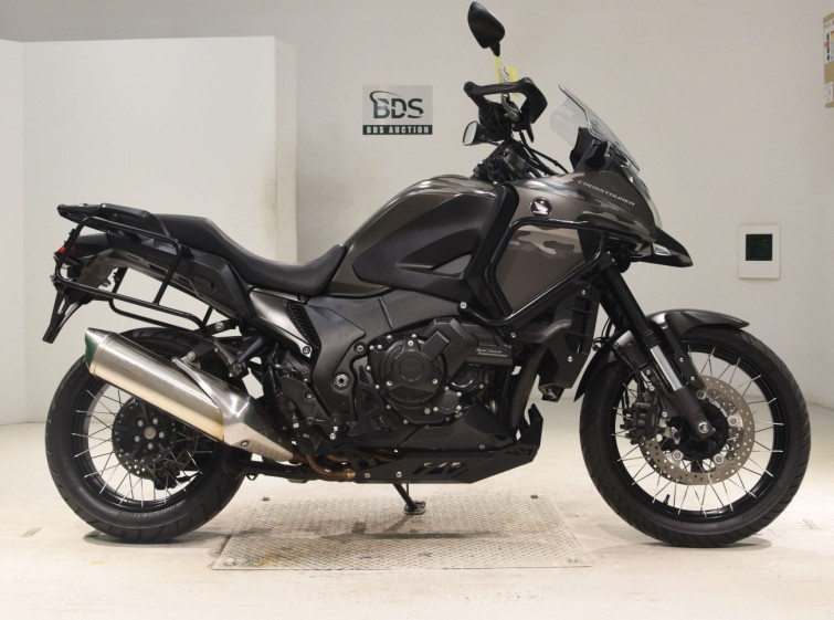 Мотоцикл Honda VFR1200XD с пробегом 44861 km