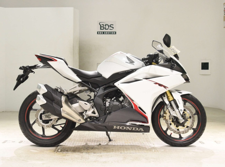 Мотоцикл Honda CBR250RRA з пробігом 8391 km