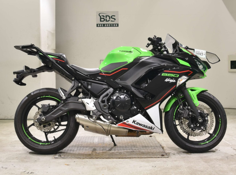 Мотоцикл Kawasaki NINJA650A с пробегом 9709 km