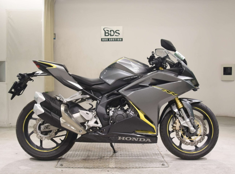 Мотоцикл Honda CBR250RRA з пробігом 5696 km