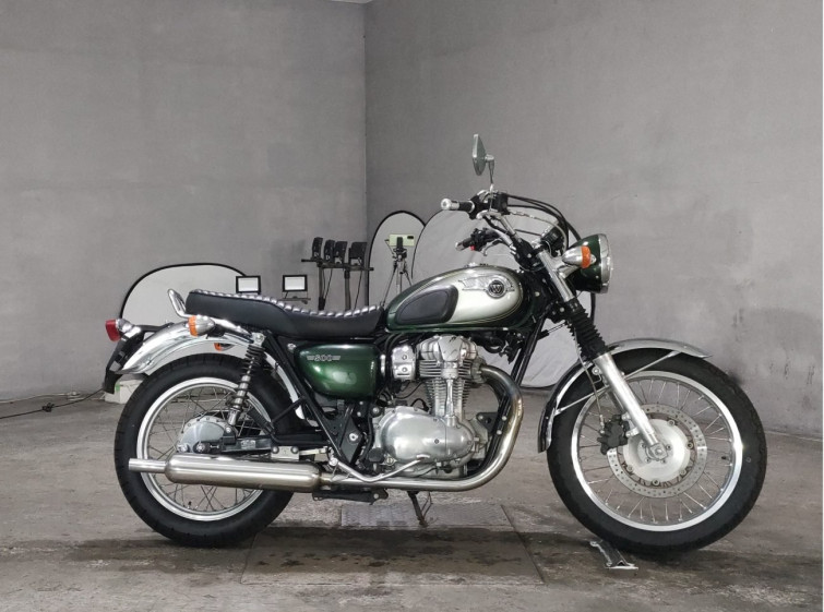 Мотоцикл Kawasaki W800 с пробегом 24677 km