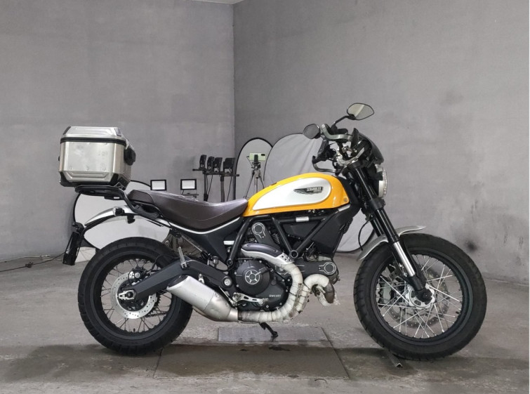 Мотоцикл Ducati SCRAMBLER 803 CLASSIC с пробегом 10243 km