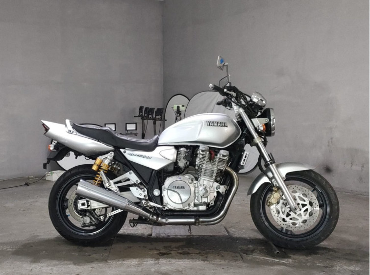 Мотоцикл Yamaha XJR1300 с пробегом 78701 km